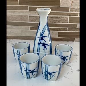 Porcelain Sake Set